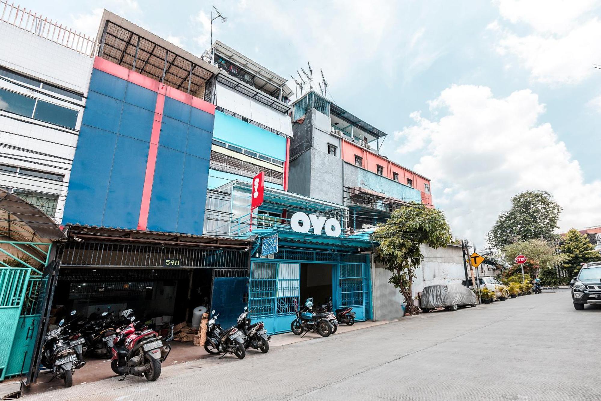 Oyo 478 Balcon Biru Hotel Jakarta Ngoại thất bức ảnh