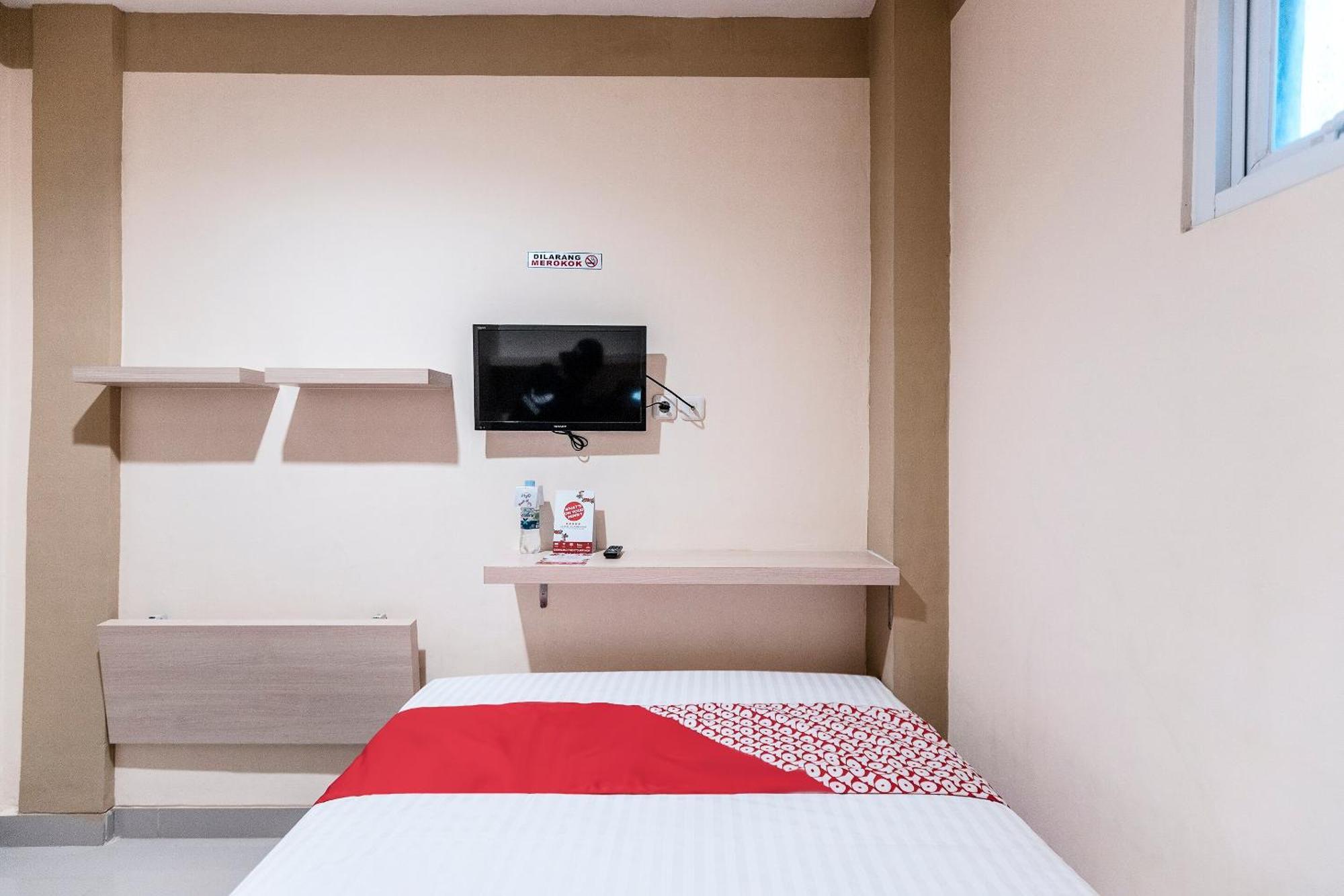 Oyo 478 Balcon Biru Hotel Jakarta Ngoại thất bức ảnh